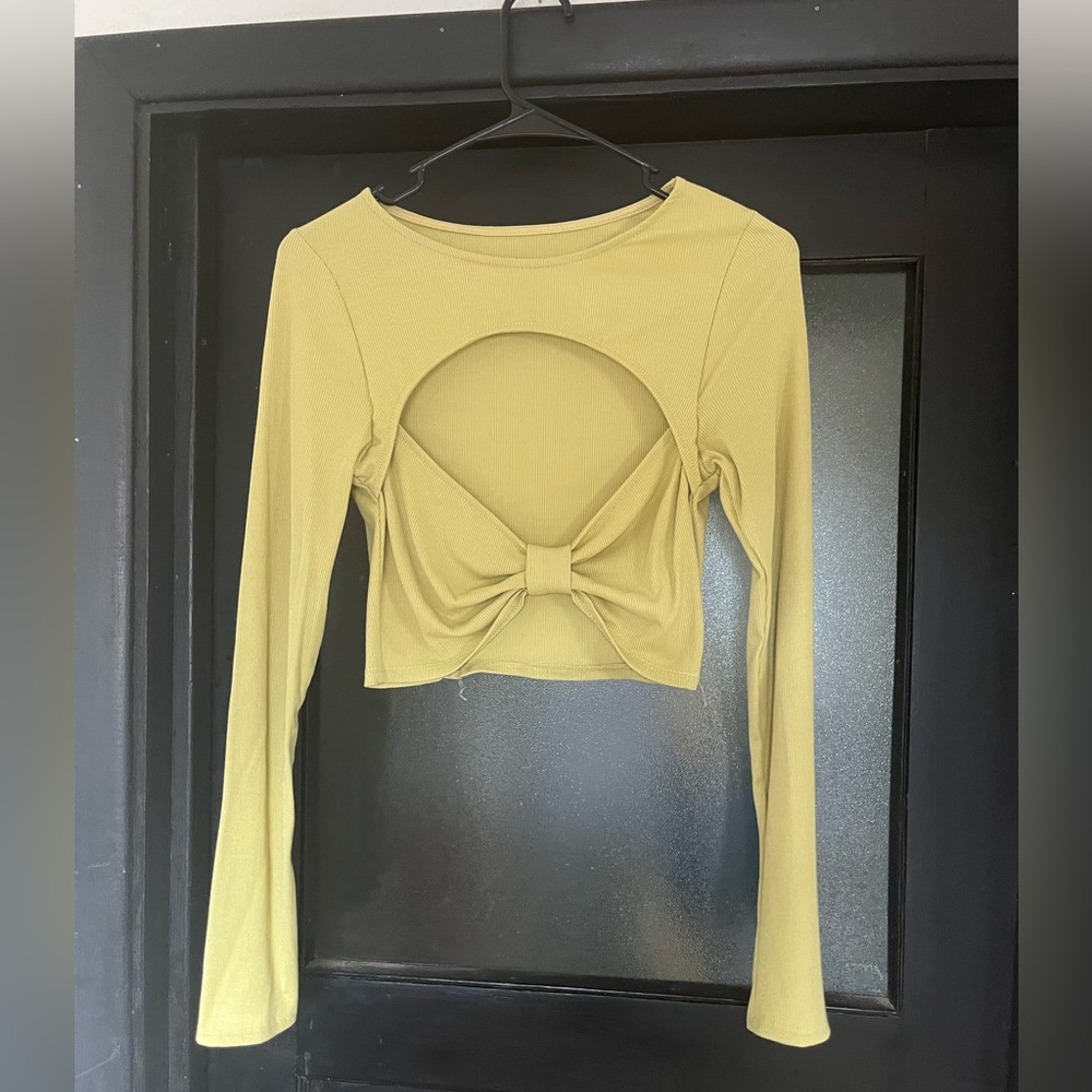 Long sleeve open chest bow tie crop top